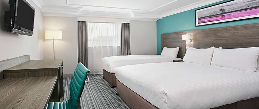 Jurys Inn Cheltenham Standard Triple Jurys Inn Cheltenham Standard Triple